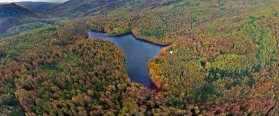 Morské oko: Tajomné jazero ukryté vo Vihorlate - fotografia 1