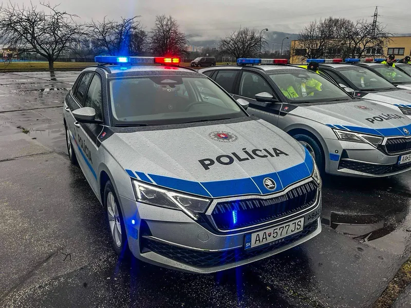 Policajné vozidlá v Michalovciach
